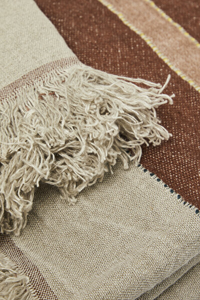TABLECLOTH 3
