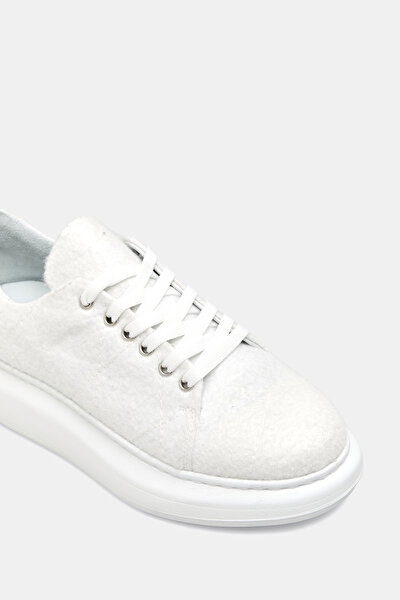 SNEAKER 4