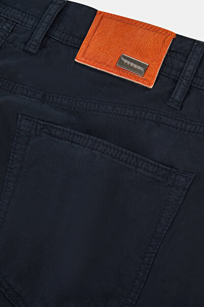 NAVY BLUE LYOCEL BERMUDA 4