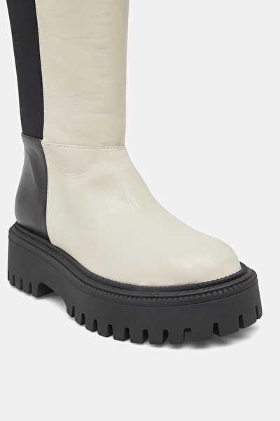 BLACK LEATHER BOOTS 5