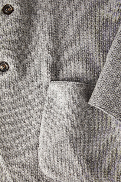 GREY JACKET 4