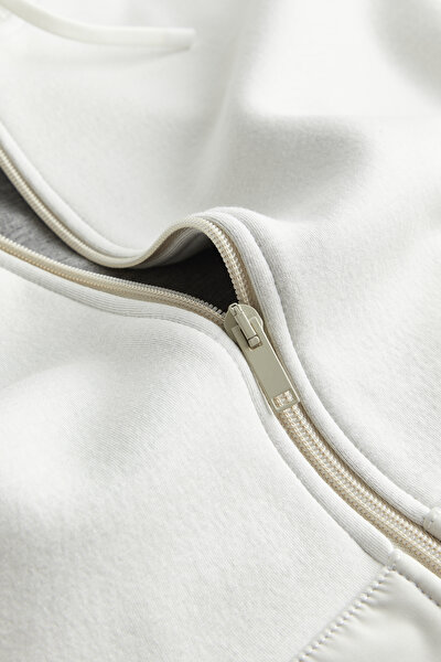 WHITE HOODIE SWEATSHIRT 4