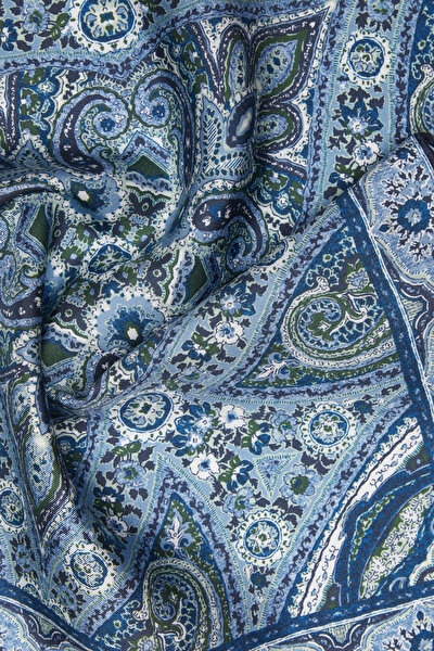 HANDKERCHIEF 3