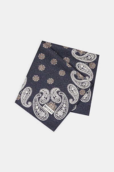 HANDKERCHIEF 3