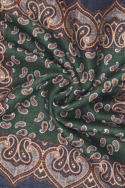HANDKERCHIEF 4