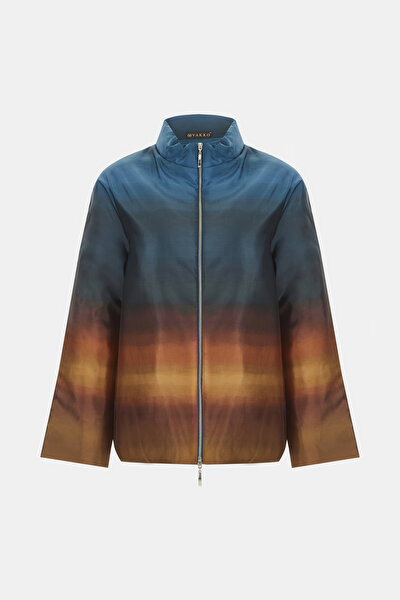 ORANGE COAT 5