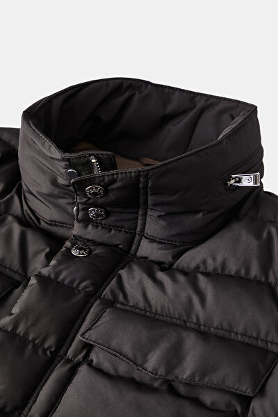 BLACK COAT 3