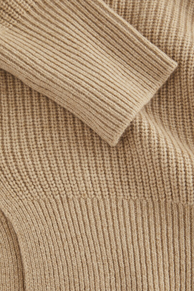 KNITWEAR 4