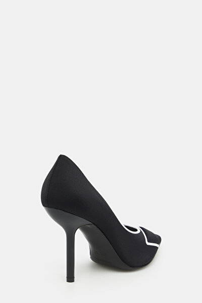 WHITE SHOES 3