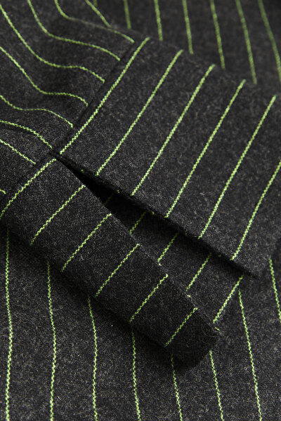 GREEN SURPLICE NECKLINE (CROSS-OVER NECKLINE) JACKET 4