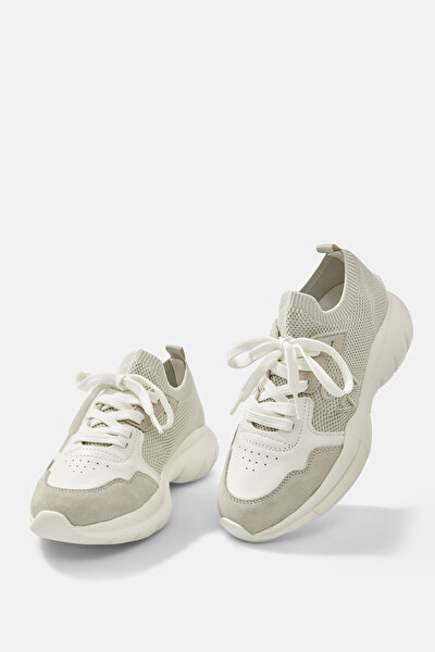 LIGHT GREY SNEAKER 5