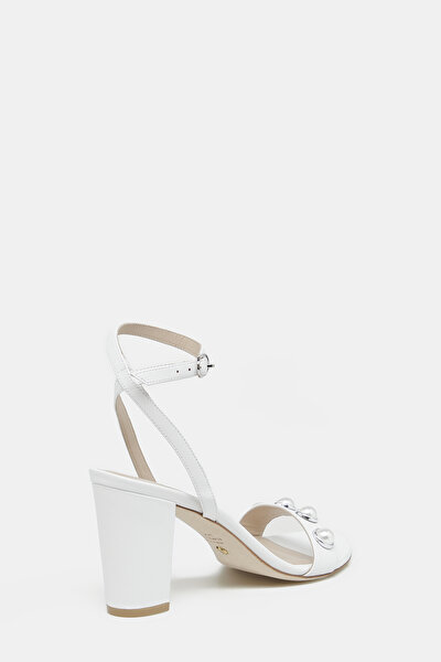 WHITE LEATHER SHOE 3