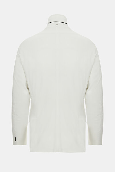 WHITE COAT 3