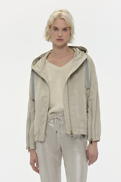 BEIGE LIGHT OVERCOAT 3