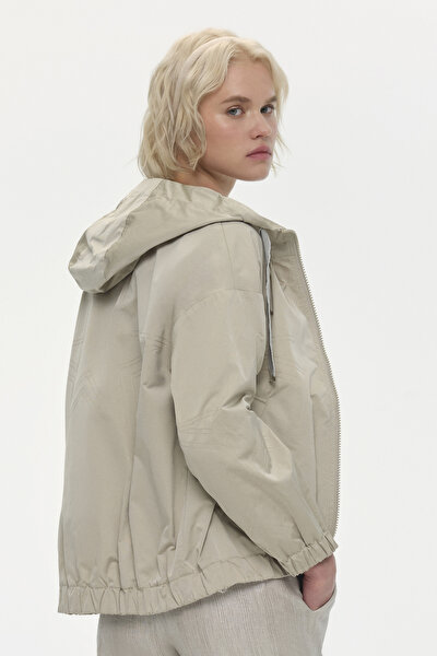BEIGE LIGHT OVERCOAT 4
