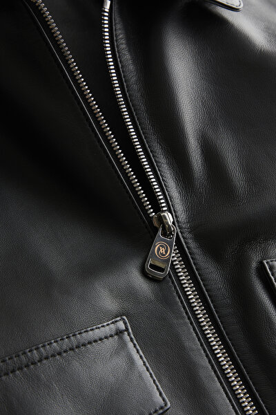 BLACK LEATHER COAT 3
