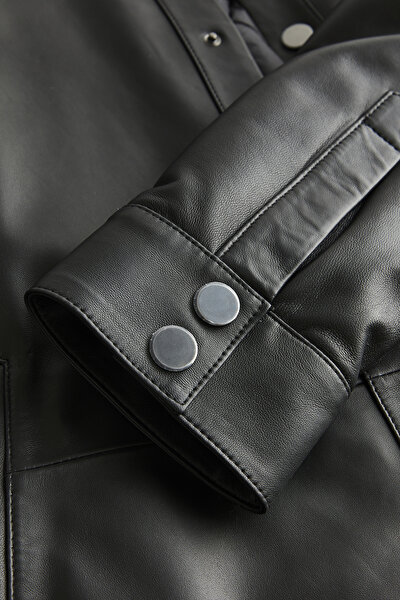 BLACK LEATHER COAT 4