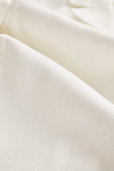 WHITE OVERCOAT 8