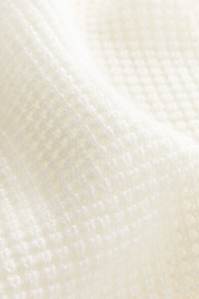 WHITE PONCHO 9