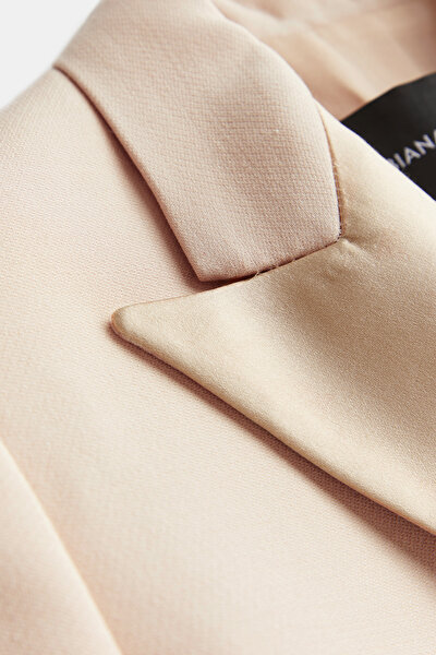POWDER SURPLICE NECKLINE (CROSS-OVER NECKLINE) JACKET 10