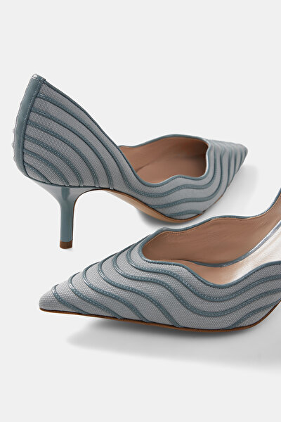 BLUE SHOES 9