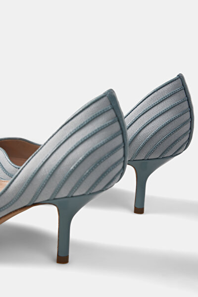 BLUE SHOES 10