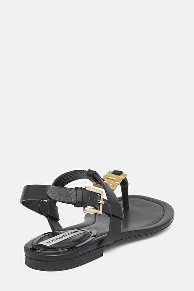 SANDALS 3