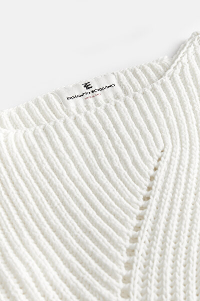 WHITE BOAT NECK JERSEY 8
