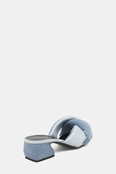 BLUE SLIPPER 3