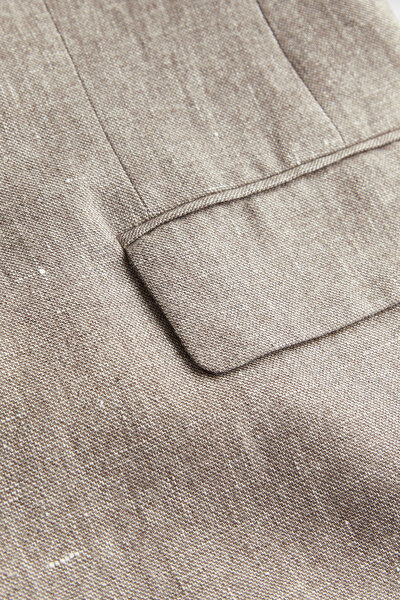 BEIGE JACKET 9