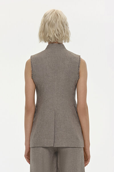 BEIGE VEST 3