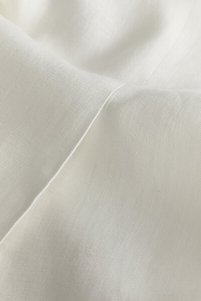 WHITE JACKET 9