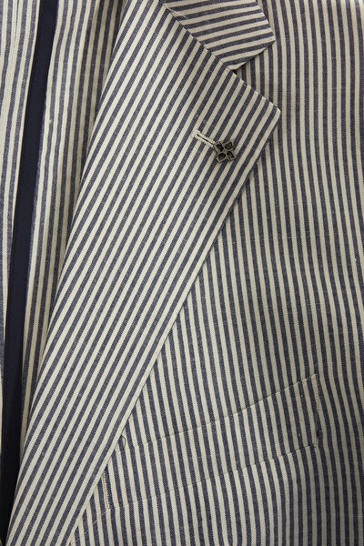 ECRU JACKET 3
