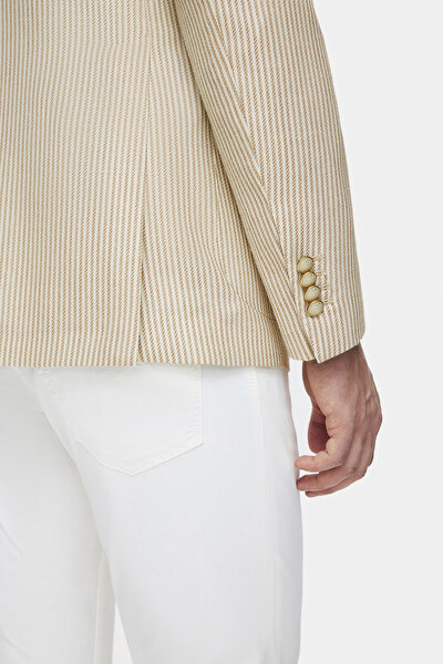 BEIGE JACKET 3