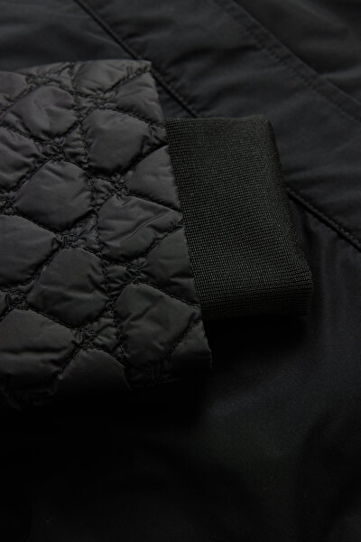 BLACK COAT 9