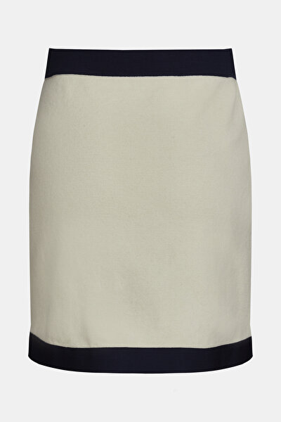 BLACK SKIRT 4
