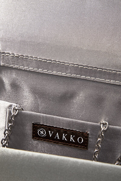 GREY TEXTURED BAG 5