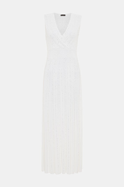WHITE SLEEVELESS DRESS 4