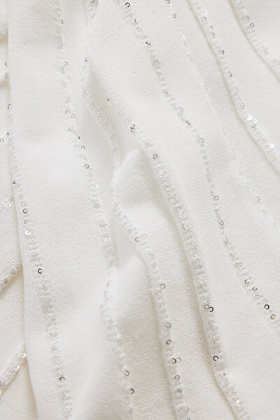 WHITE SLEEVELESS DRESS 8