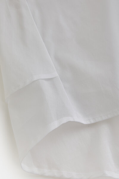 WHITE SLEEVELESS SHIRT 8