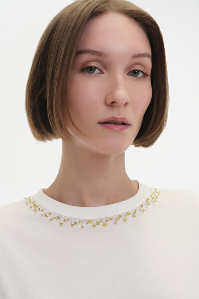 WHITE BASIC / ROUND NECKLINE SHORT SLEEVE TSHIRT 4