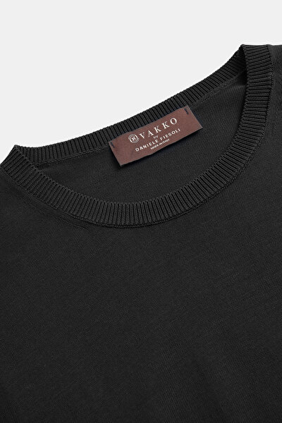 BLACK BASIC / ROUND NECKLINE SHORT SLEEVE TSHIRT 3
