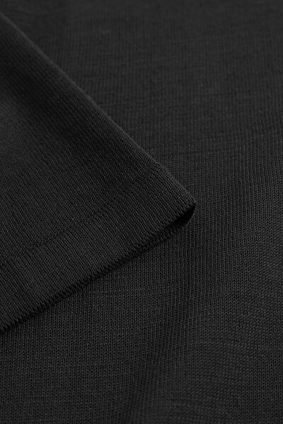 BLACK BASIC / ROUND NECKLINE SHORT SLEEVE TSHIRT 4