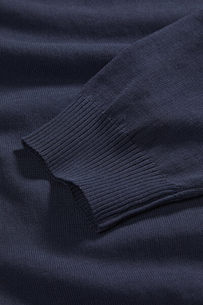NAVY BLUE BASIC / ROUND NECKLINE LONG SLEEVE TSHIRT 4