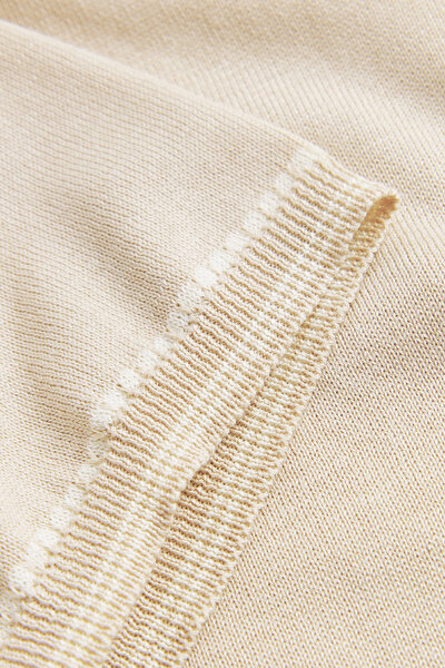 BEIGE SHORT SLEEVE TSHIRT 4