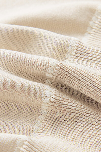 BEIGE SHORT SLEEVE TSHIRT 5