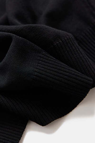 SİYAH POLO YAKA KISA KOLLU T-SHIRT 5
