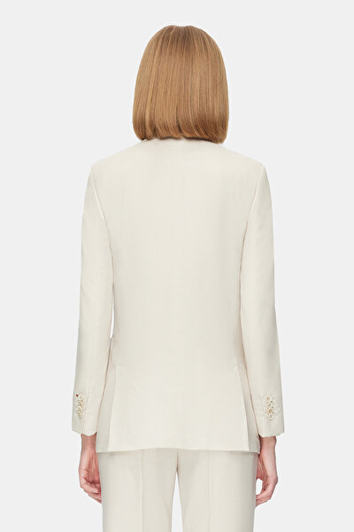 BEIGE JACKET 4