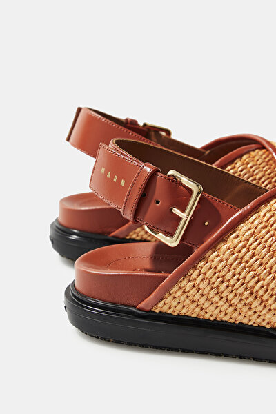 SANDAL 5