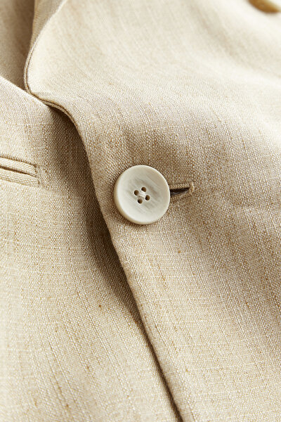 BEIGE JACKET 8